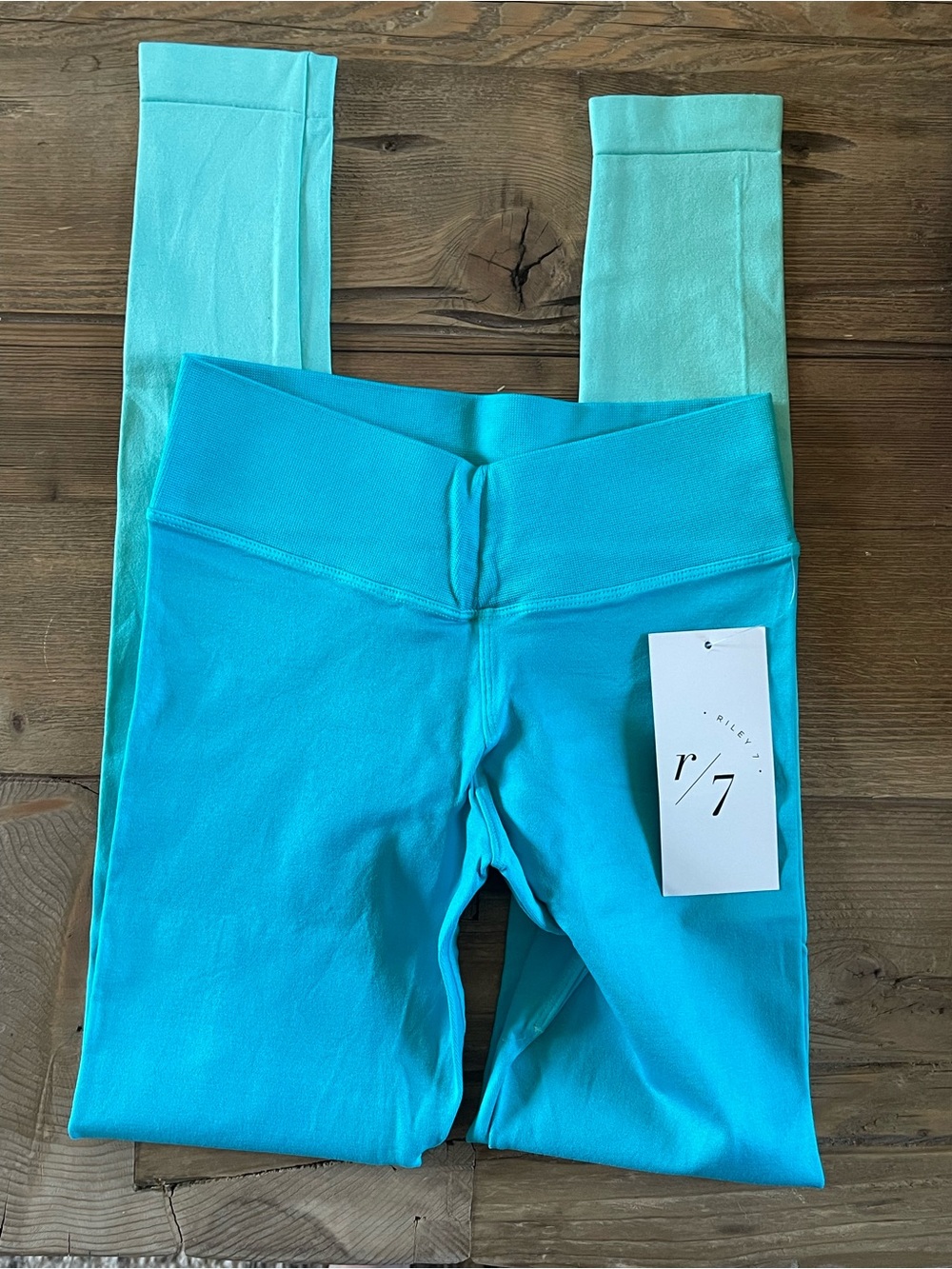 Riley 7 Asana Leggings XS Skylight Blue High Rise Performance Activewear NWT